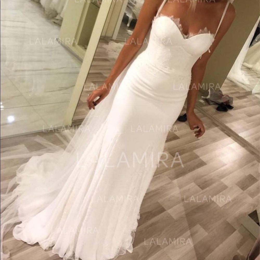 Gorgeous New Wedding Gown Size 12!